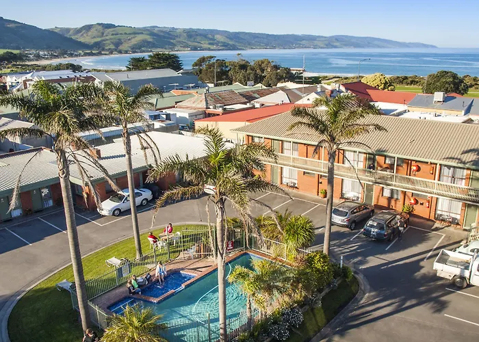 Apollo Bay Motel & Apartments