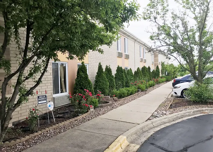 Quality Aurora - Naperville Area