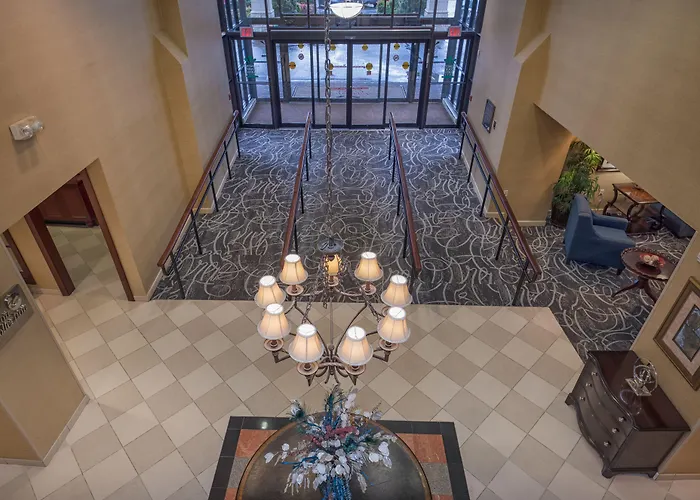 Clarion Collection Hotel Arlington Court Suites