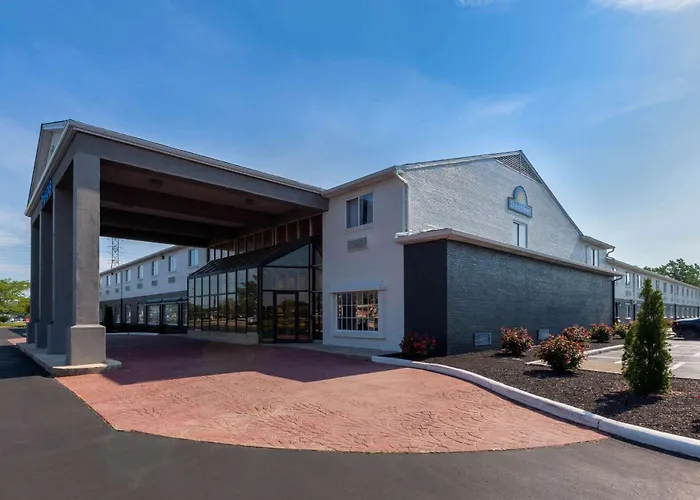 Days Inn By Wyndham Cedar Point