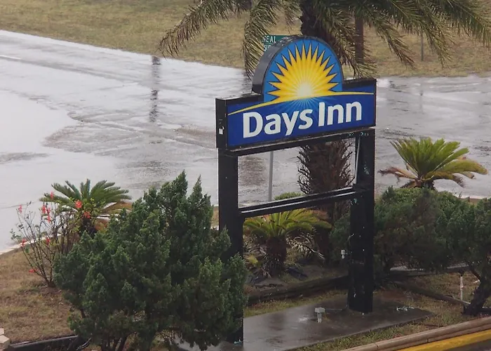 Days Inn By Wyndham Corpus Christi Beach