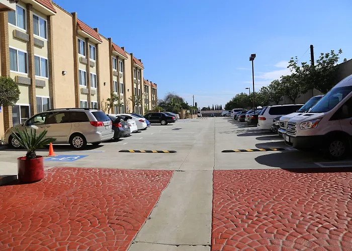 Best Western Plus South Bay Hotel Lawndale