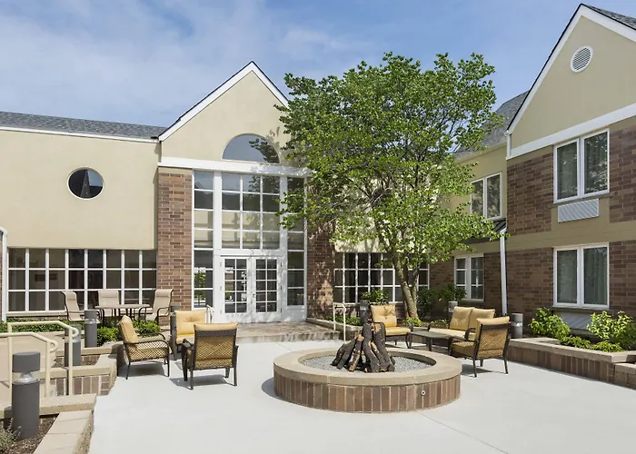 Four Points By Sheraton Buffalo Grove