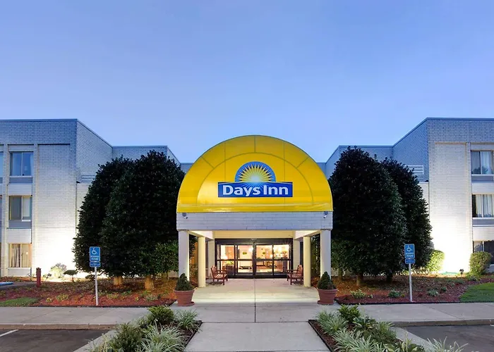 Days Inn By Wyndham City Center Oyster Point