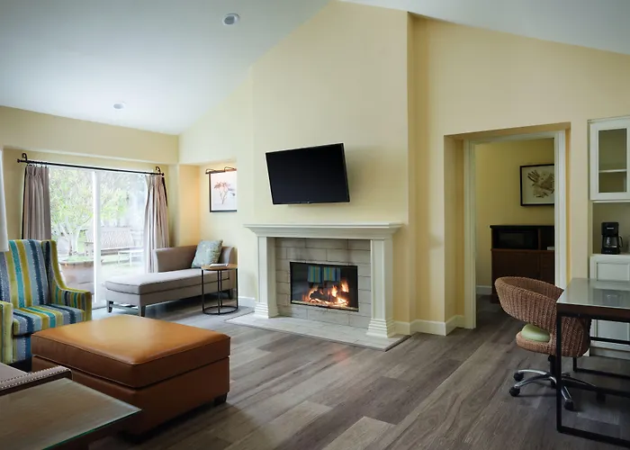 Lighthouse Lodge & Cottages Pacific Grove