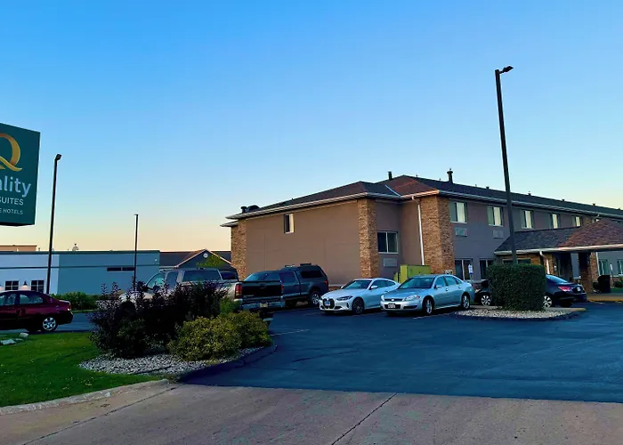 Quality Inn & Suites Green Bay - Ashwaubenon