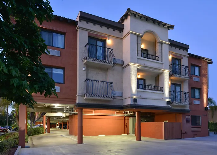Best Western Plus La Mesa San Diego