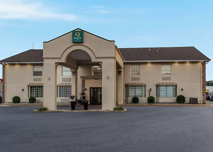 Quality Inn Saint Louis Airport Woodson Terrace