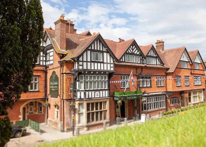 The Crown Manor House Hotel