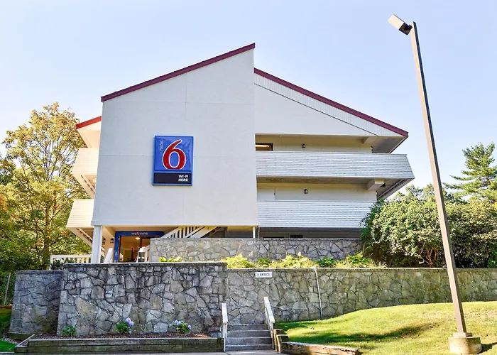 Motel 6-Nashua, Nh - South