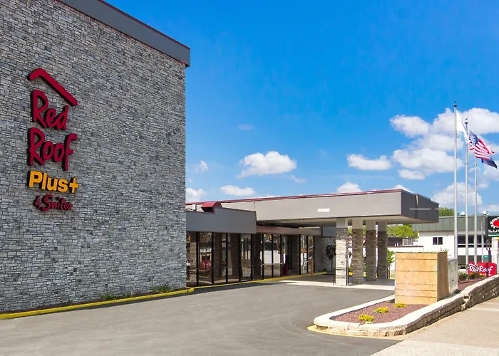 Red Roof Inn Plus & Suites Erie