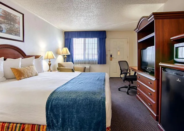 Trailside Inn