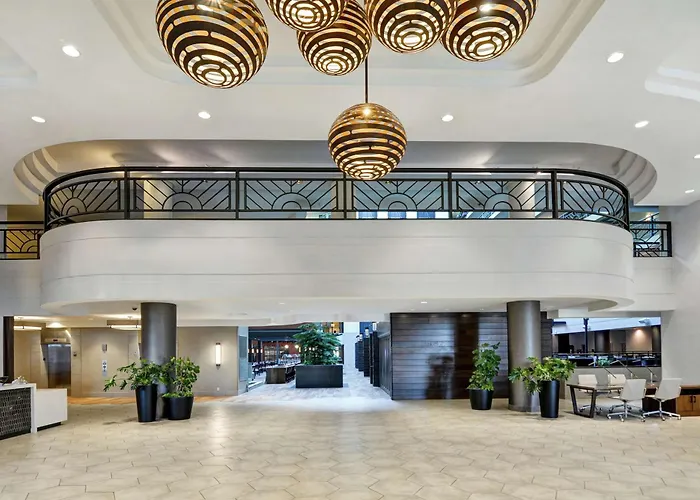 Embassy Suites By Hilton Minneapolis Airport