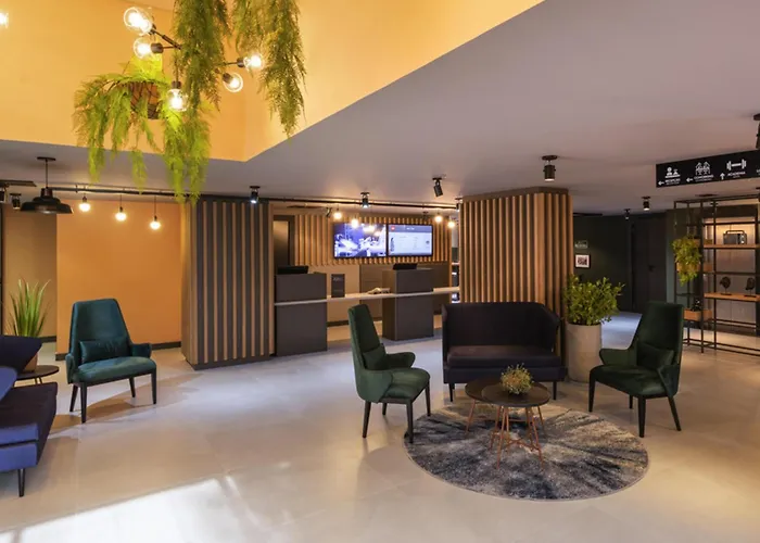 Ibis Curitiba Batel