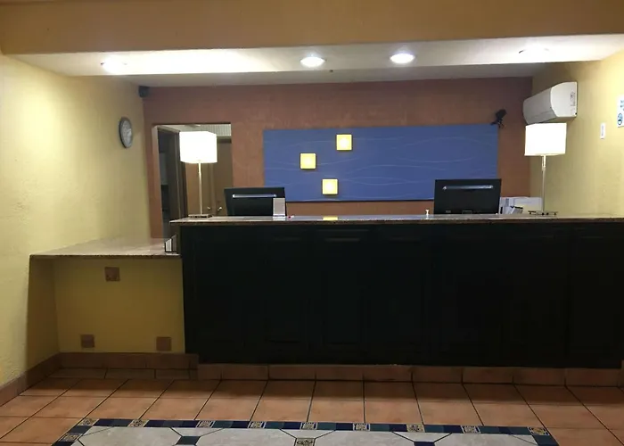 Ramada By Wyndham Santa Fe