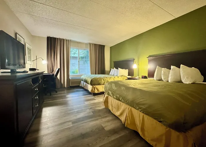 Quality Inn & Suites Alexandria