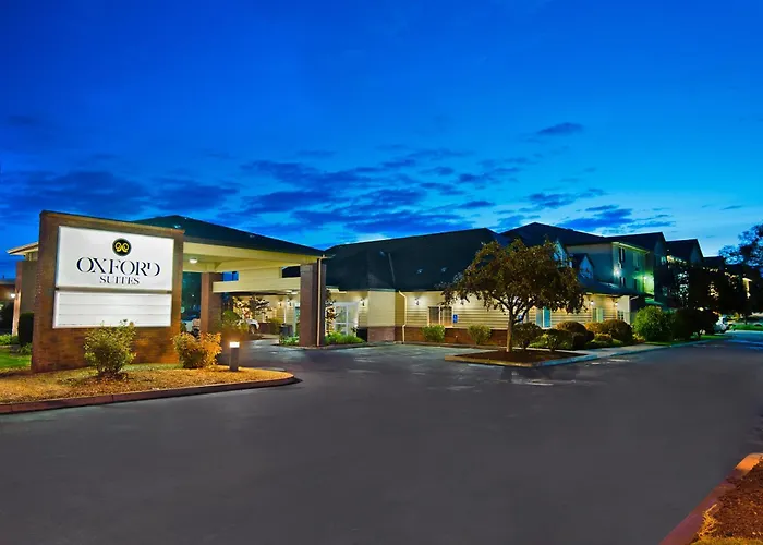 Oxford Suites Hermiston