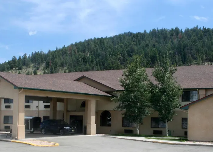 Quality Inn & Suites South Fork - Wolf Creek