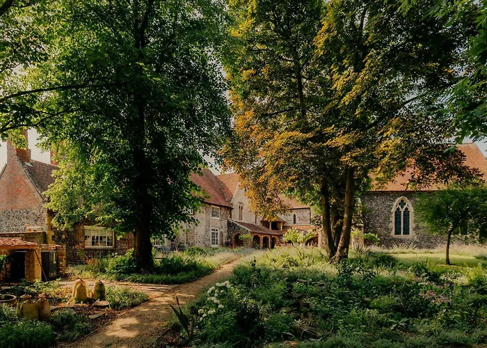 Salmestone Grange