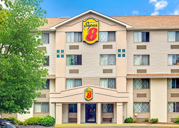 Super 8 By Wyndham Stamford/New York City Area