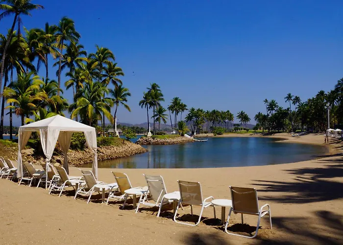 Grand Isla Navidad Golf & Spa Resort With Marina Barra de Navidad