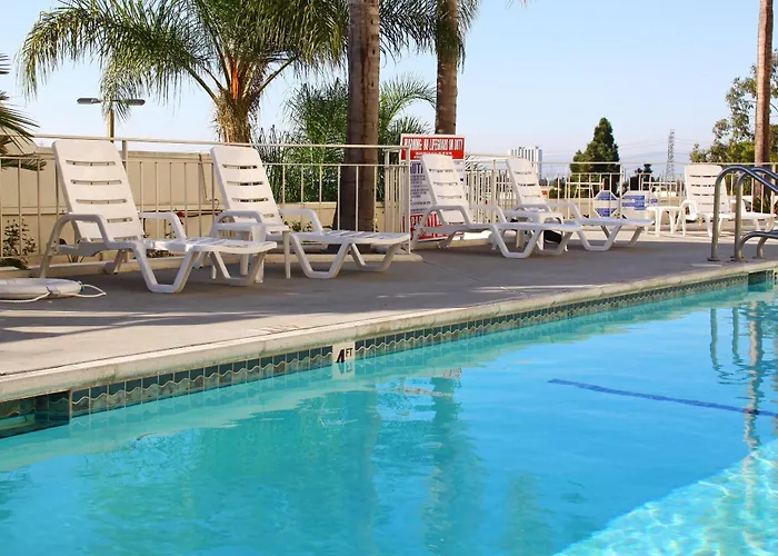 La Crystal Hotel -Los Angeles-Long Beach Area Carson