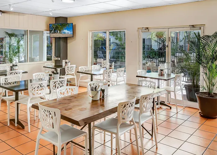 Coral Tree Inn Cairns