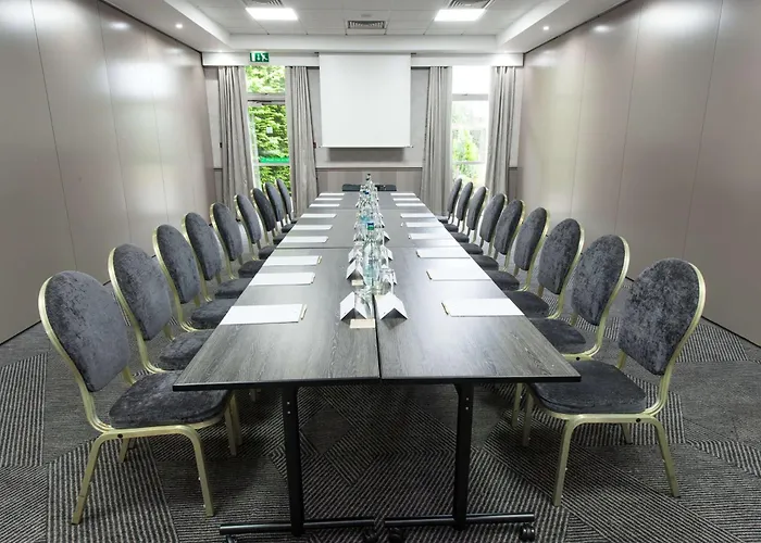 Doubletree By Hilton Glasgow Strathclyde Bellshill