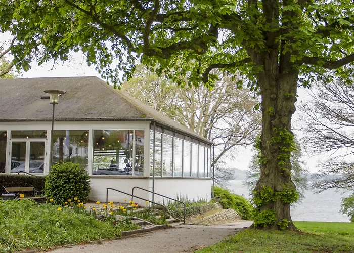 Hotel Strandparken Holbaek