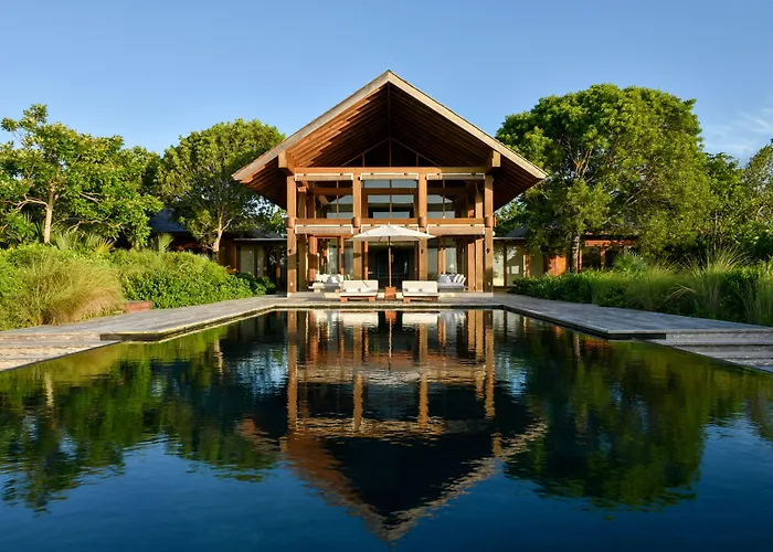 Como Parrot Cay Sandy Point