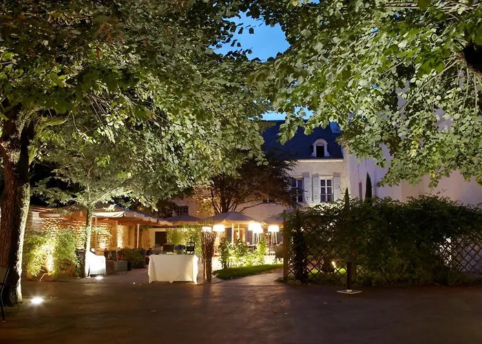Maison Philippe Le Bon Hotel, Restaurant & Bar Le 19