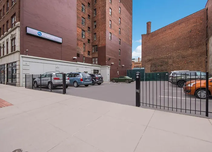 Best Western Downtown And Suites