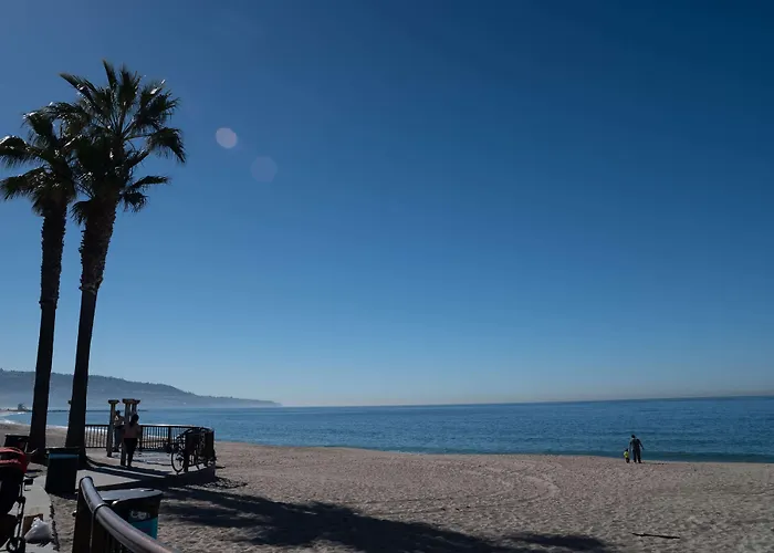 Ramada By Wyndham Redondo Beach