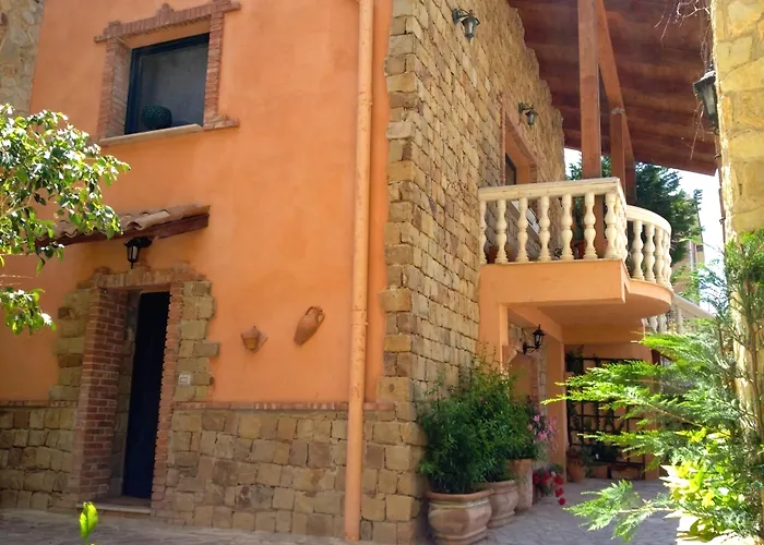 Hotel La Playa Blanca Santo Stefano di Camastra