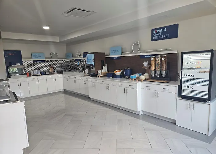 Holiday Inn Express And Suites Clermont Se West Orlando By Ihg