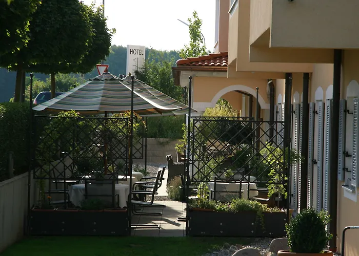 Ampervilla Hotel