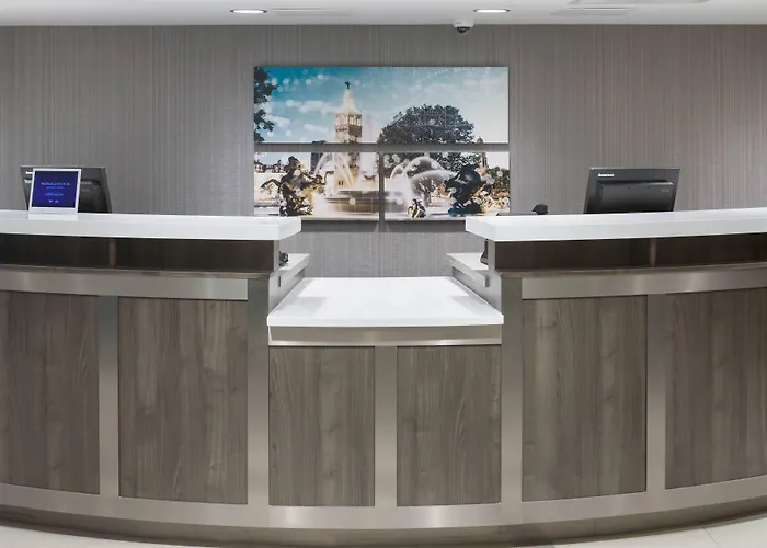Residence Inn Kansas City Country Club Plaza