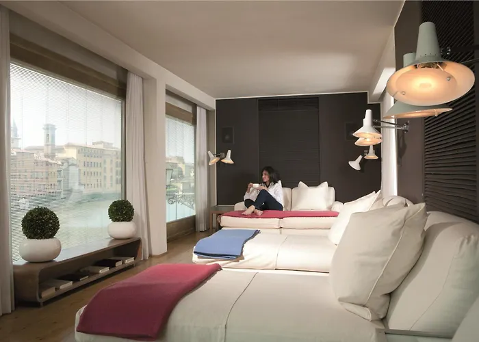 Hotel Continentale - Lungarno Collection Florencia