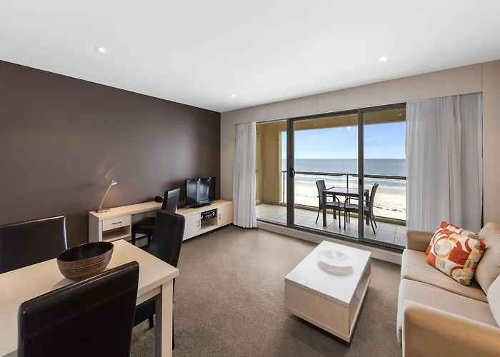 Oaks Glenelg Plaza Pier Suites Adelaida