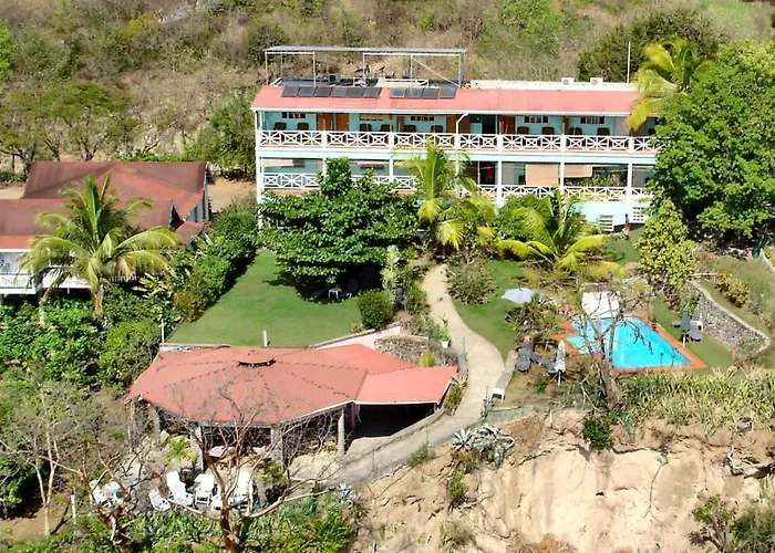 Tamarind Tree Hotel