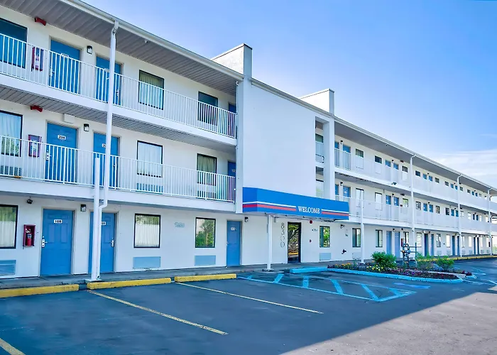 Motel 6-Warren, Mi - Detroit East