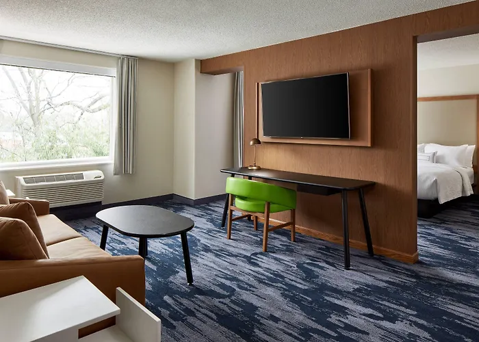Fairfield Inn & Suites By Marriott Virginia Beach/Norfolk Airport