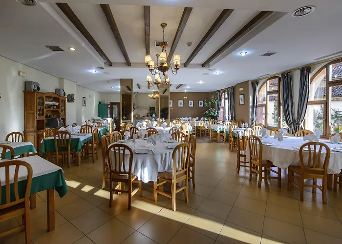 Hotel Tierra de la Reina Boca de Huérgano