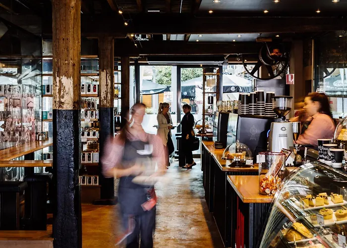 The Henry Jones Art Hotel