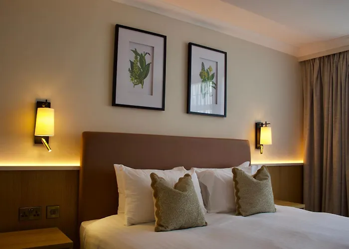 Twin Trees Hotel