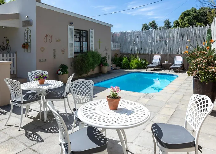 The Potting Shed Guest House Hermanus