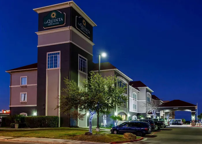 La Quinta By Wyndham Laredo Airport