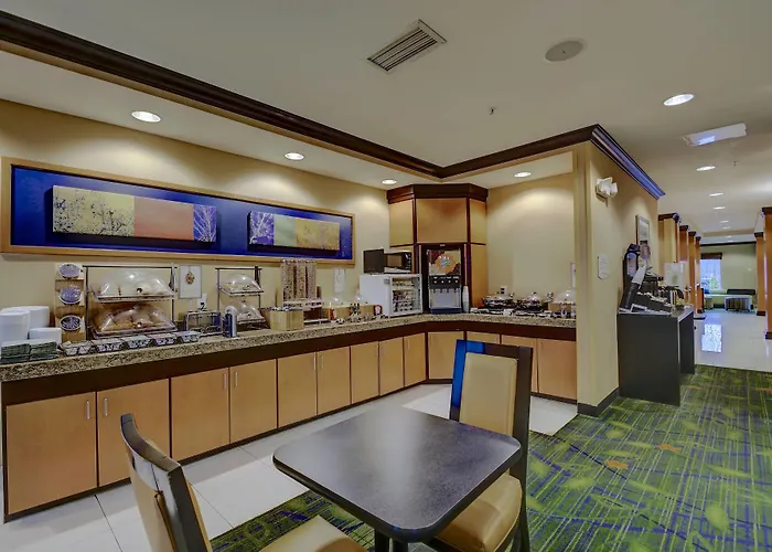 Fairfield By Marriott Inn & Suites Worcester Auburn