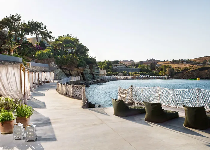 Out Of The Blue Resort & Spa Agia Pelagia 