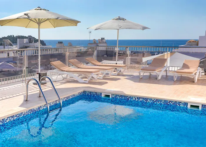 Aparthotel Duquesa Playa Santa Eulalia del Río